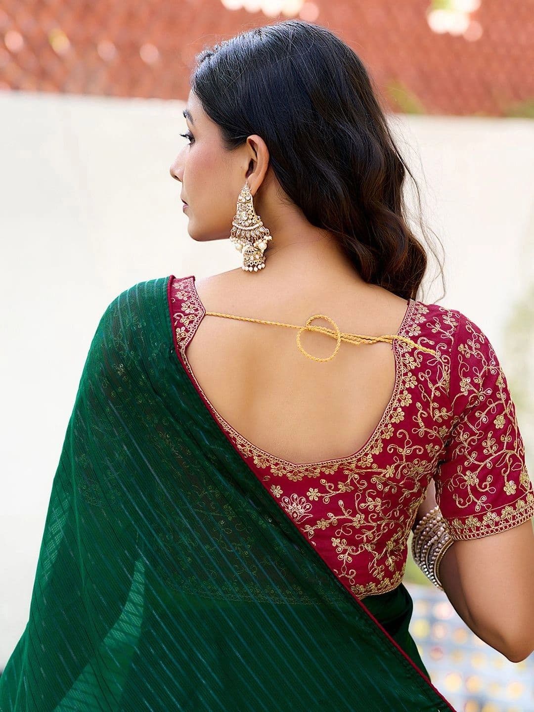 SANISA Striped Embroidered Pure Georgette Saree thumbnail 2