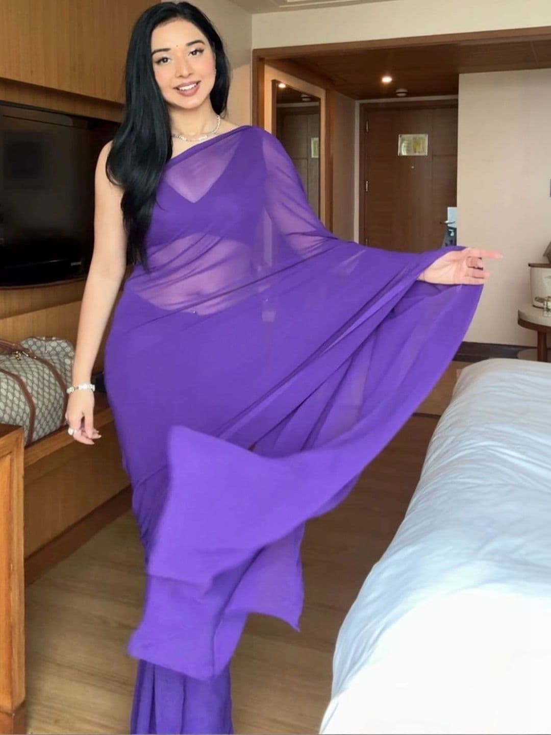 Sangria Poly Georgette Designer Maheshwari Saree thumbnail 6
