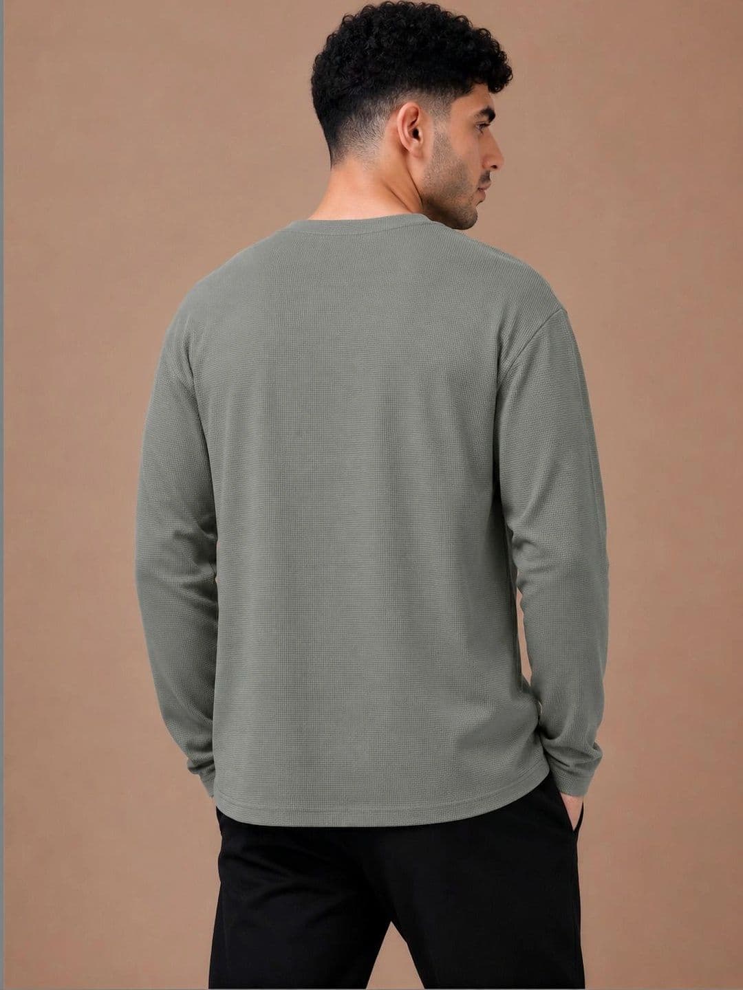 UTCV Men T-shirt thumbnail 4