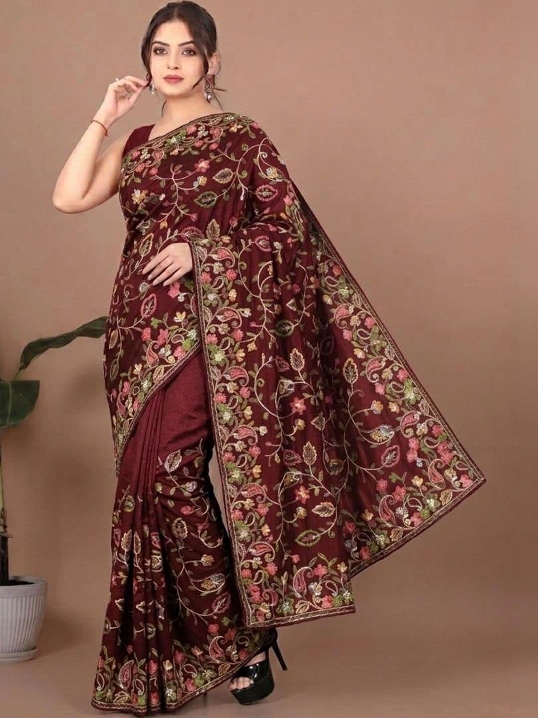 akhodalkrp Floral Embroidered Net Saree - view 1