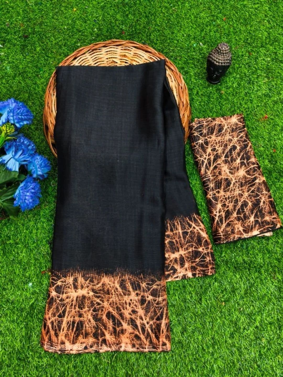 BOLOKA Poly Georgette Designer Saree thumbnail 4