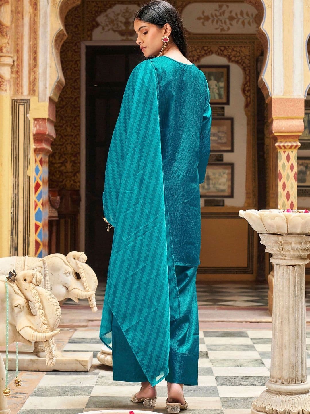 Tikhi Imli Embroidered Silk Blend Farshi Salwar Kurta Set Women thumbnail 3