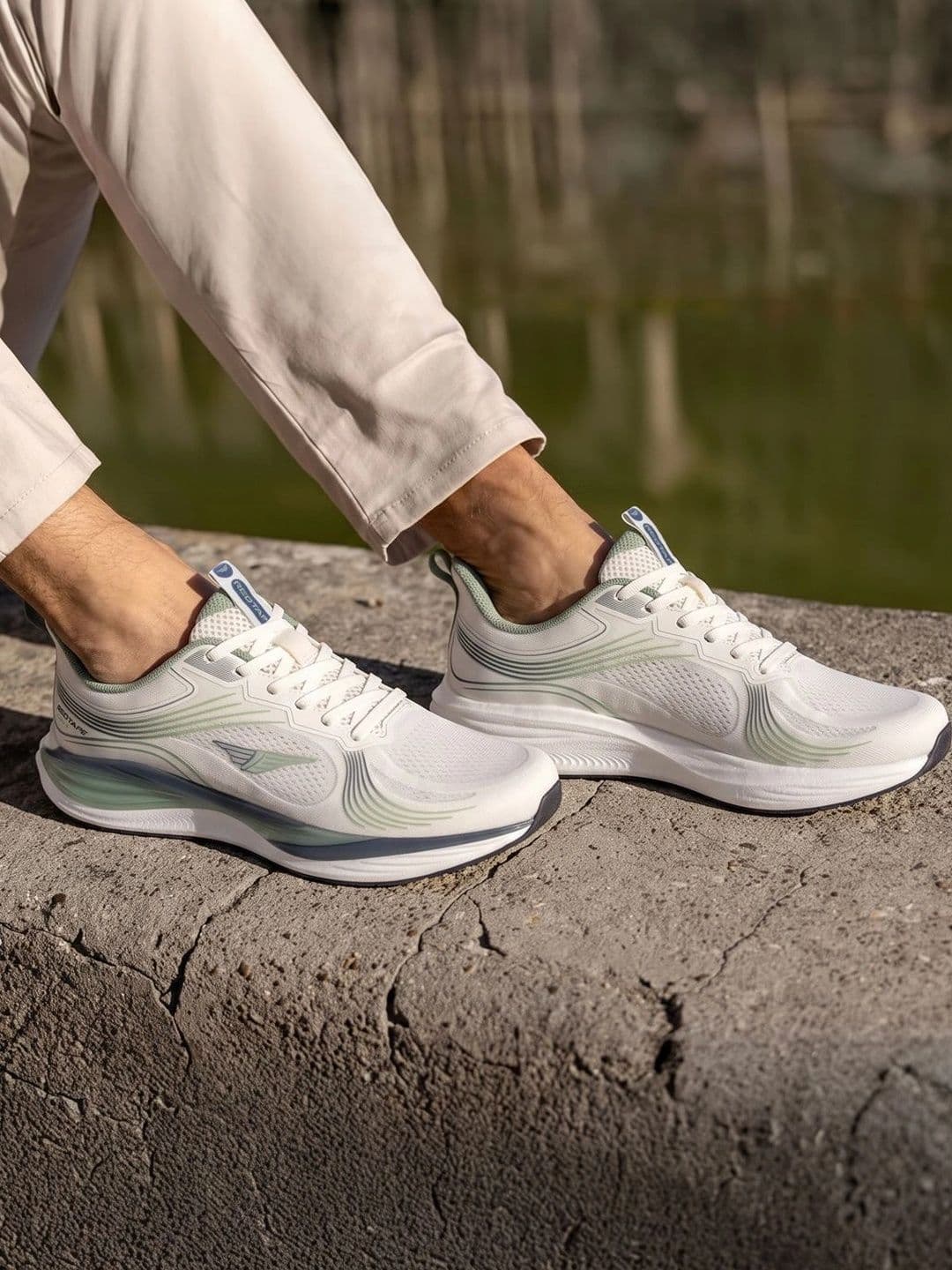 Red Tape Men Mesh Running Shoes thumbnail 5