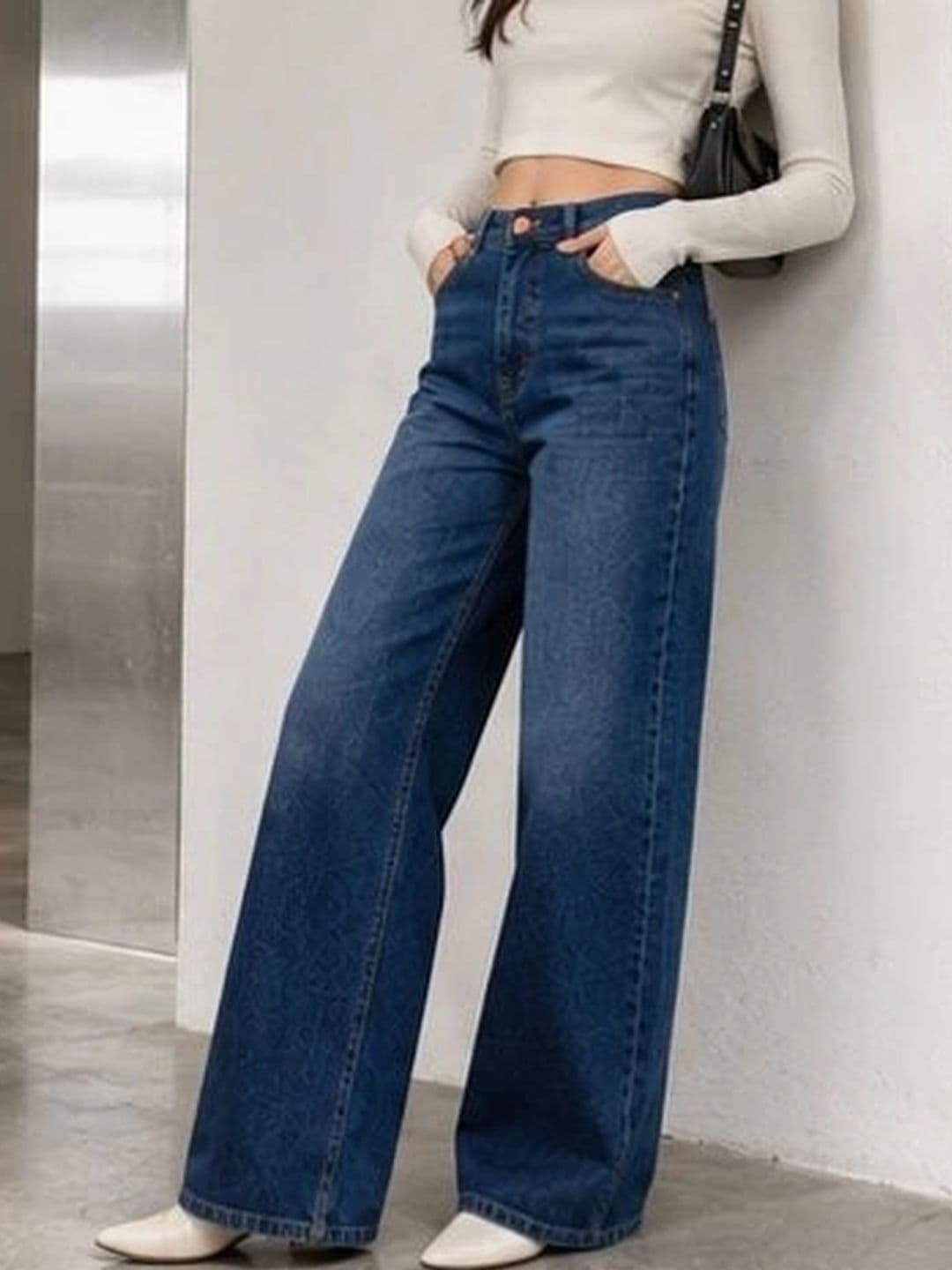 Shrutika Women Original Wide Leg High-Rise Light Fade Stretchable Jeans thumbnail 5