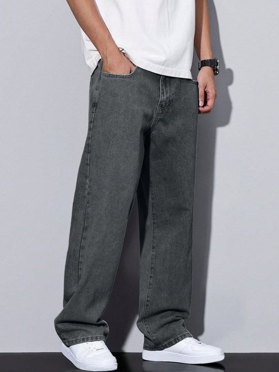 PLUS 91 Men Smart Straight Fit Mid-Rise Jeans thumbnail 4