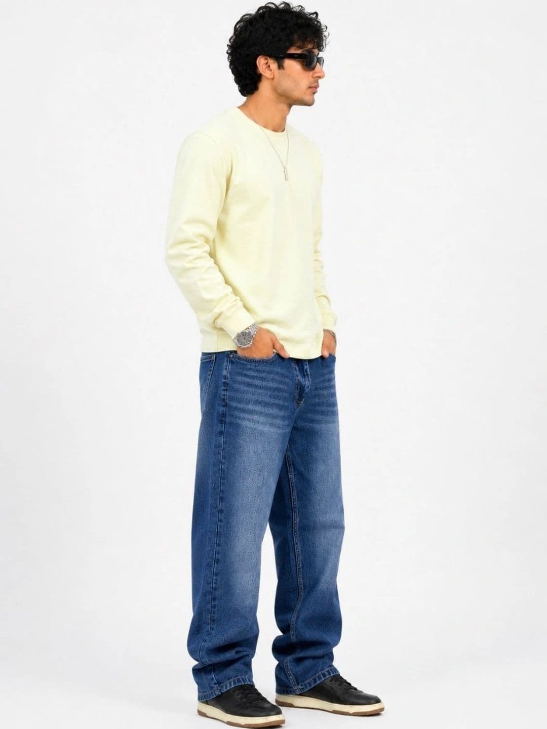 MQ Denim Men Straight Fit Mid-Rise Light Fade Jeans thumbnail 6
