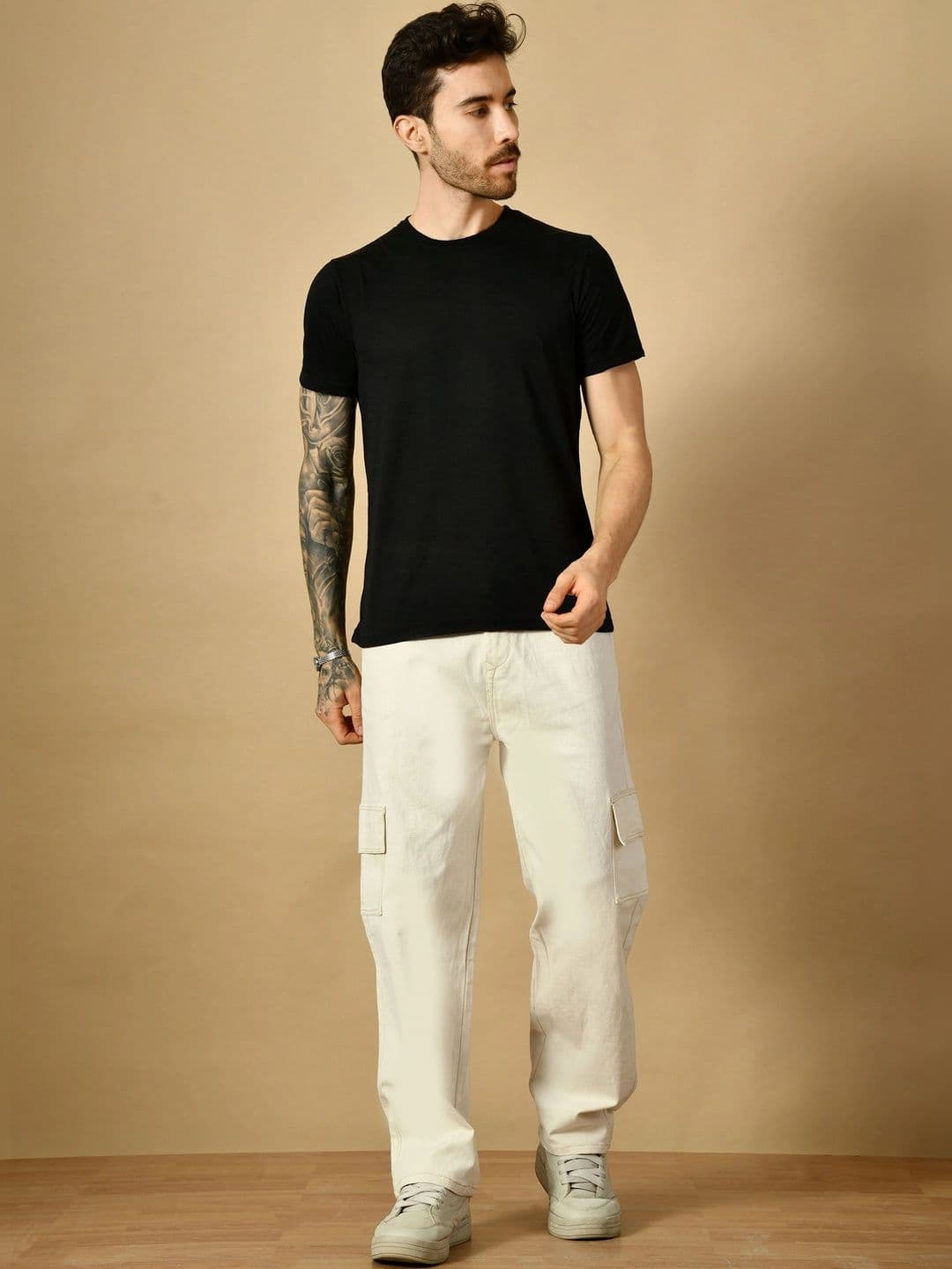 R.Code by The Roadster Life Co. Men Classic Relaxed Fit Mid-Rise Stretchable Jeans thumbnail 4