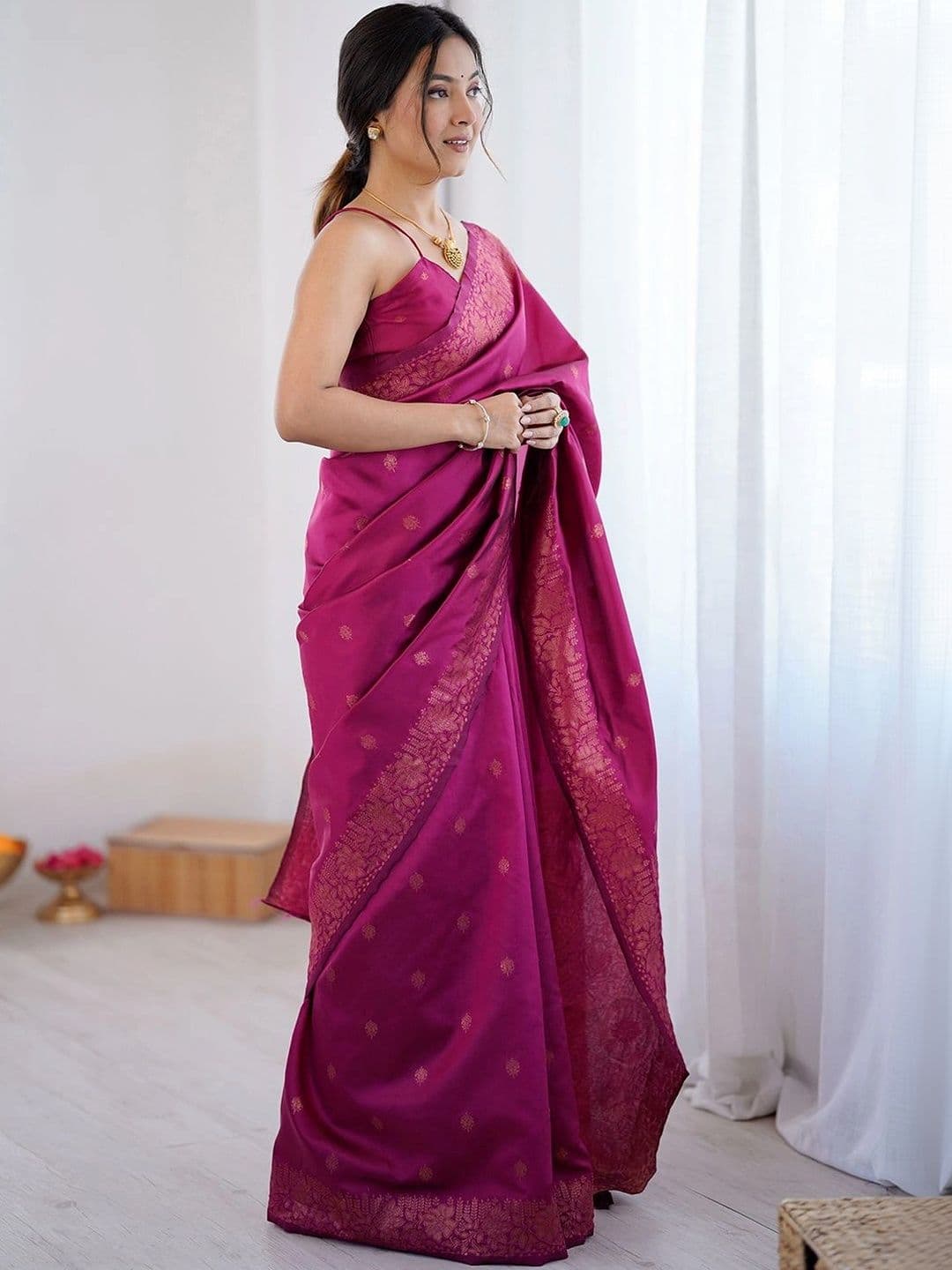SANISA Woven Design Zari Silk Blend Saree thumbnail 7