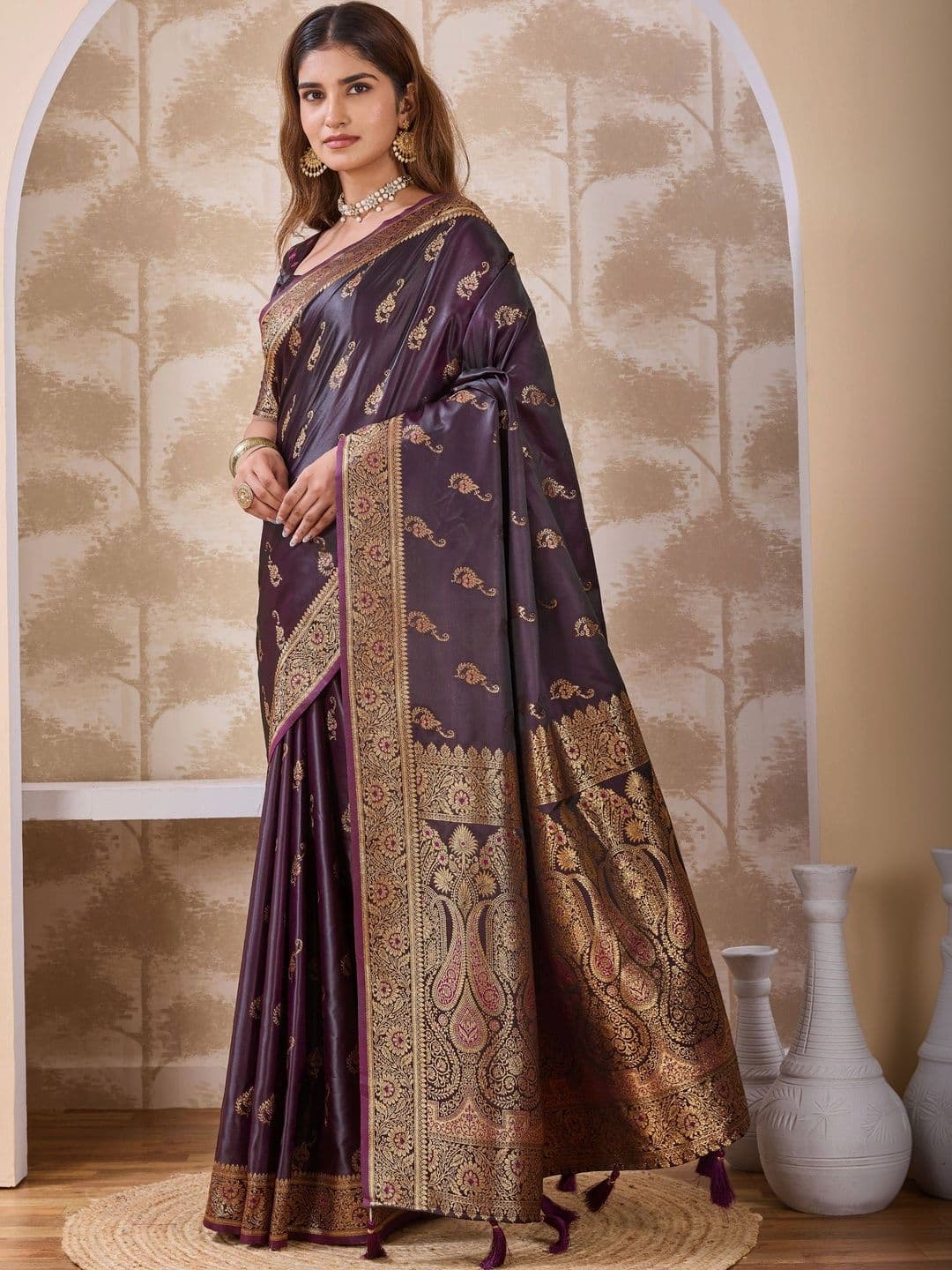 Maharanga Woven Design Zari Satin Heavy Work Banarasi Saree thumbnail 2