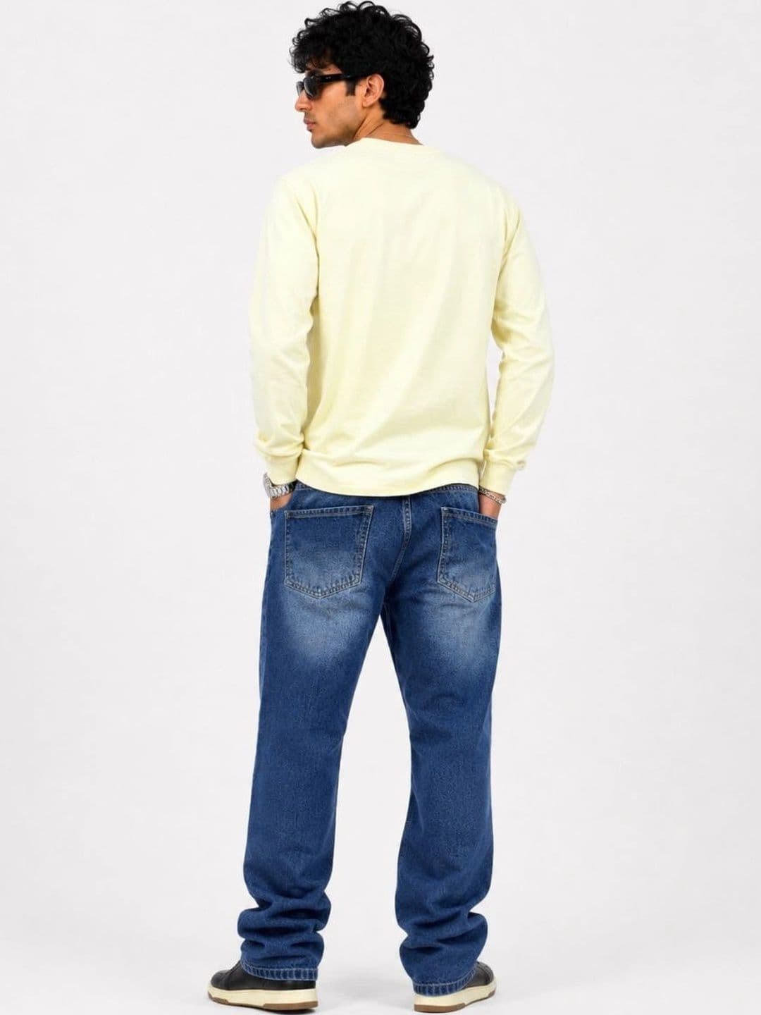 MQ Denim Men Straight Fit Mid-Rise Light Fade Jeans thumbnail 4