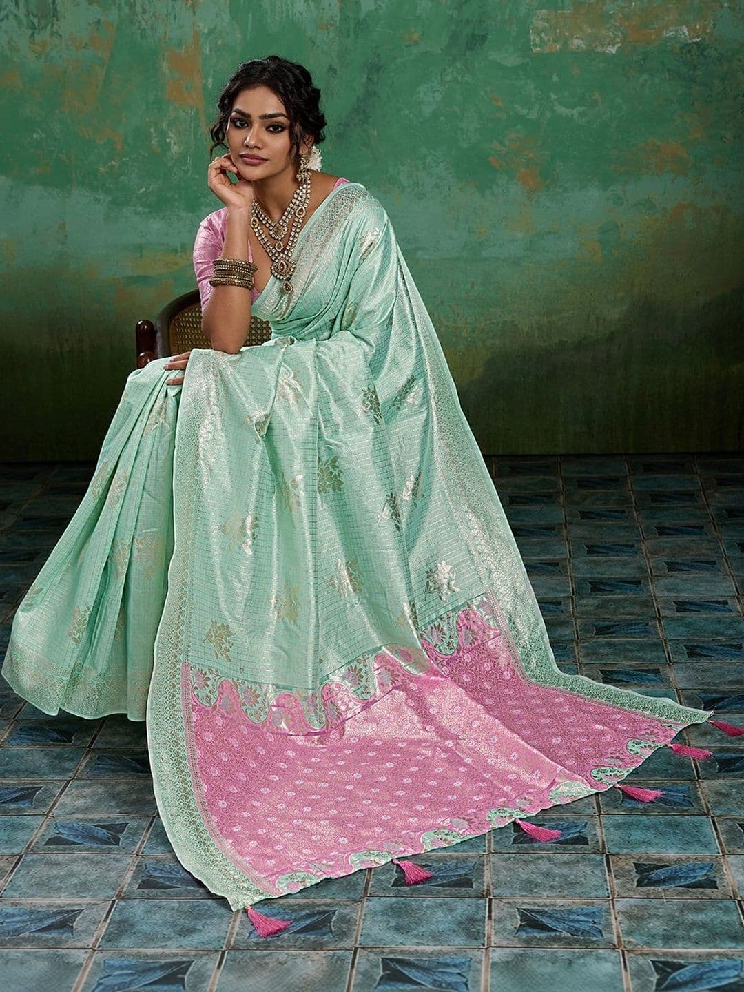 Mitera Woven Design Zari Chanderi Saree thumbnail 2