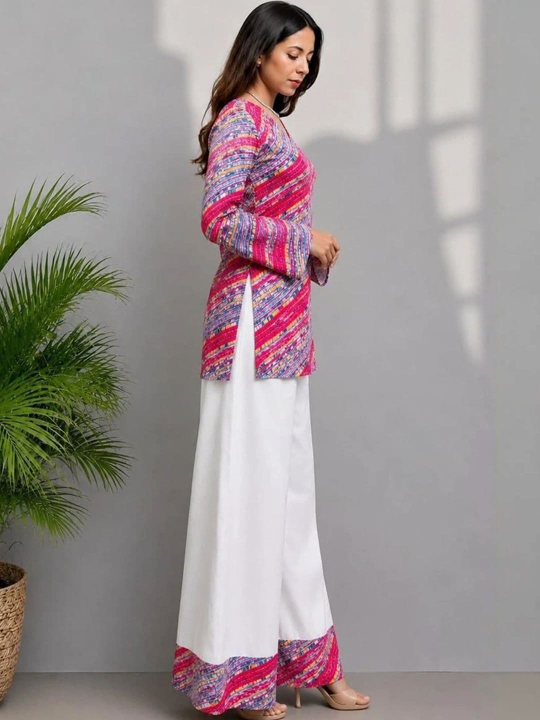 HERE&NOW X fwd Women Printed Regular Kurta with Palazzos thumbnail 2