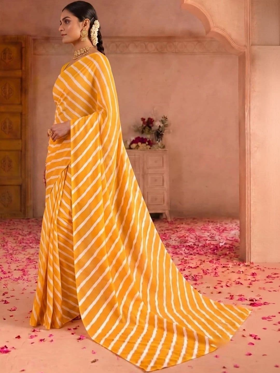 SAMANTHA Leheriya Poly Georgette Leheriya Saree thumbnail 4