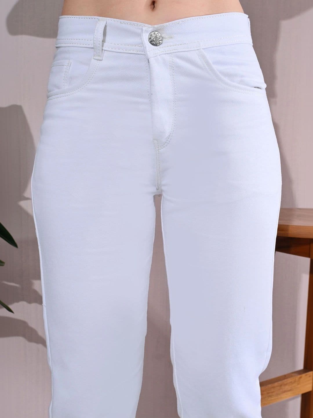 HERE&NOW Women's Pristine White Mid-Rise Stretch Straight Fit Jeans thumbnail 3