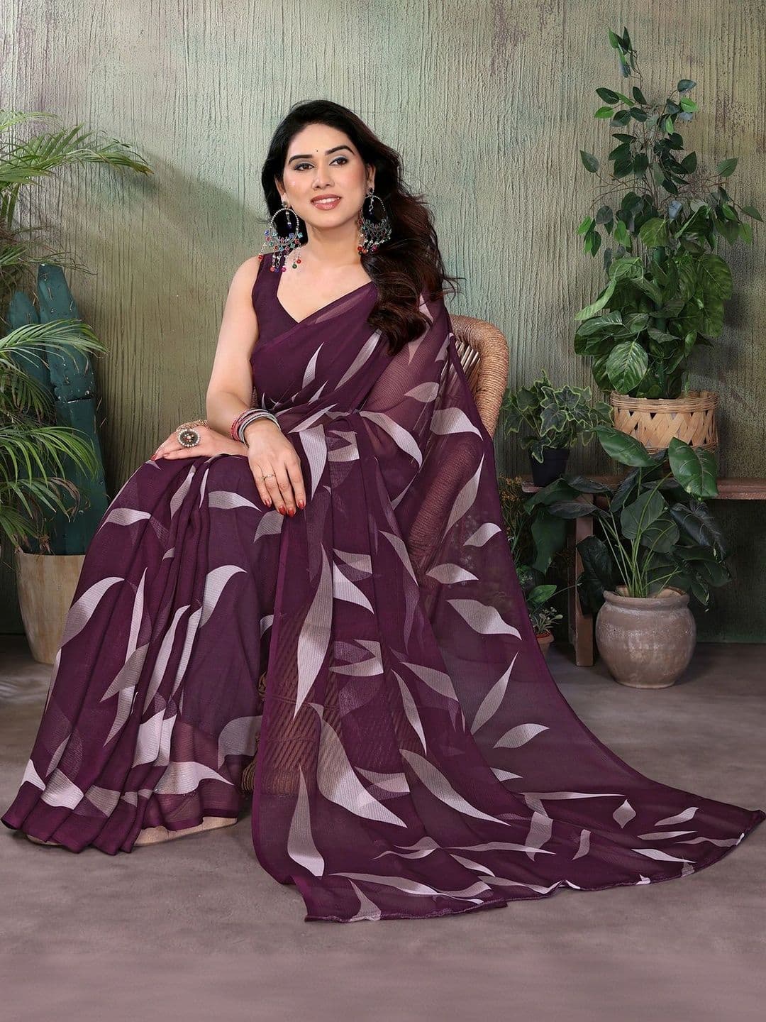NIRVAAN Pure Georgette Saree thumbnail 5