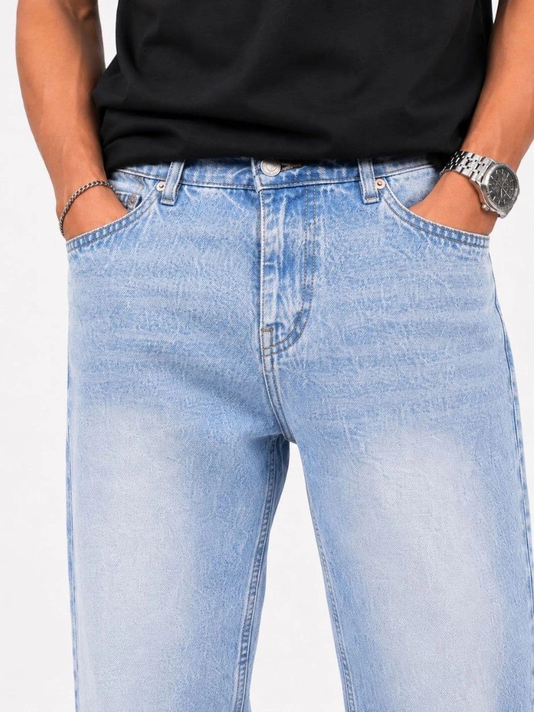 MQ Denim Men Straight Fit Mid-Rise Light Fade Jeans thumbnail 3
