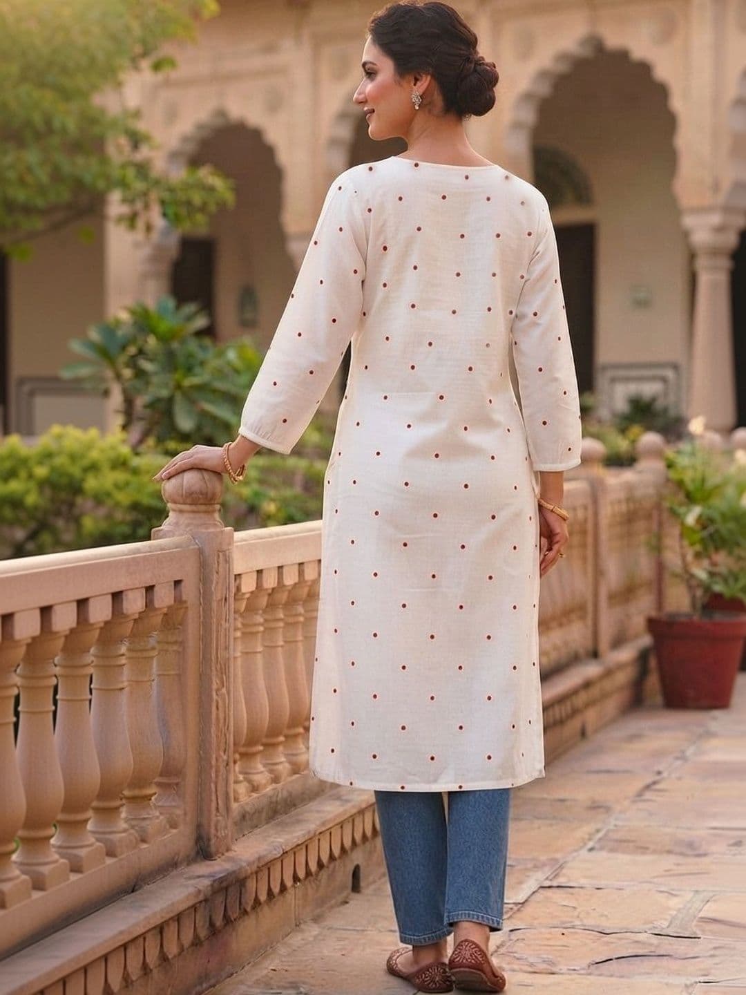 RR SA KURTIS Women Polka Dot Printed Thread Work Kurta thumbnail 5
