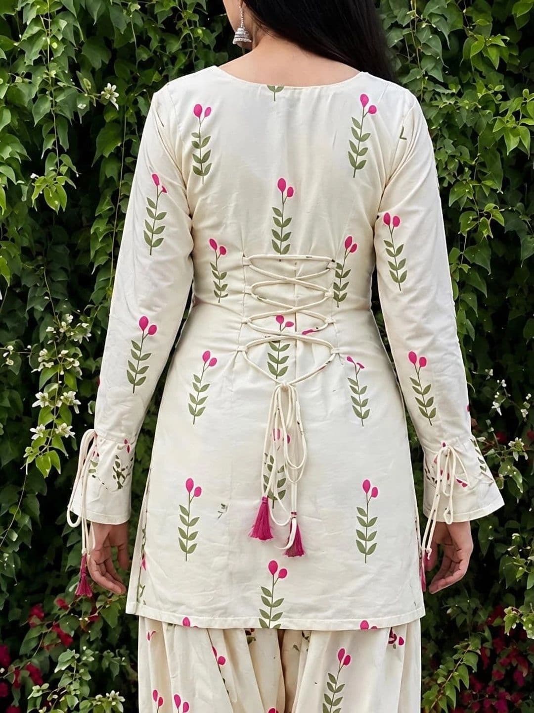 SHASHANK FASHION & BRIGHT FASHION Women Floral Printed Regular Pure Cotton Kurta with Palazzos & With Dupatta thumbnail 5