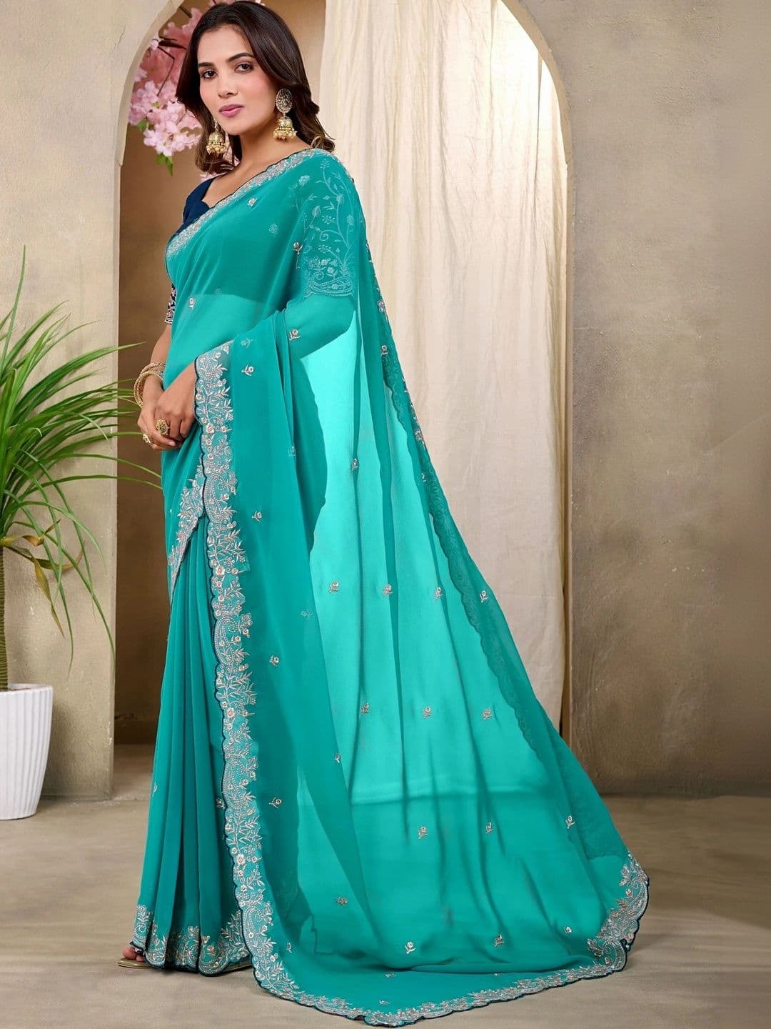 Tradivibe Floral Embroidered Pure Georgette Heavy Work Saree thumbnail 5