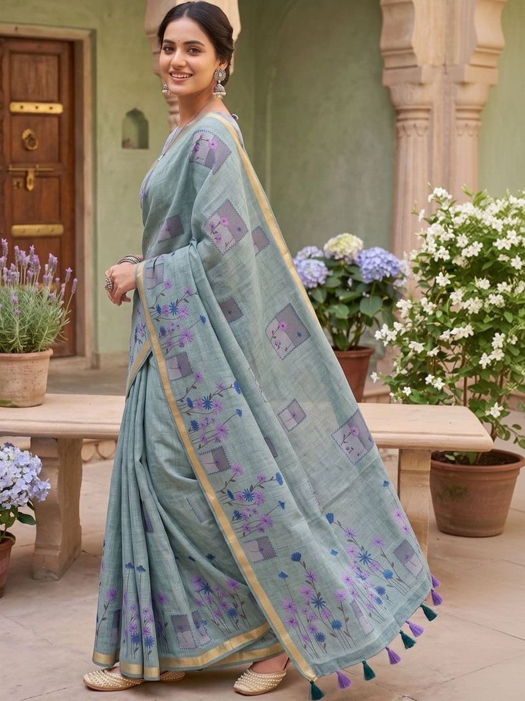 Mitera Floral Linen Blend Tussar Saree thumbnail 2