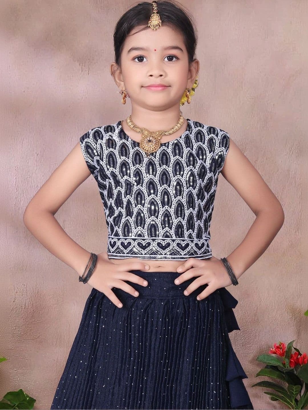 Tiny Twirls Girls Embellished Sequinned Ready to Wear Lehenga & thumbnail 3