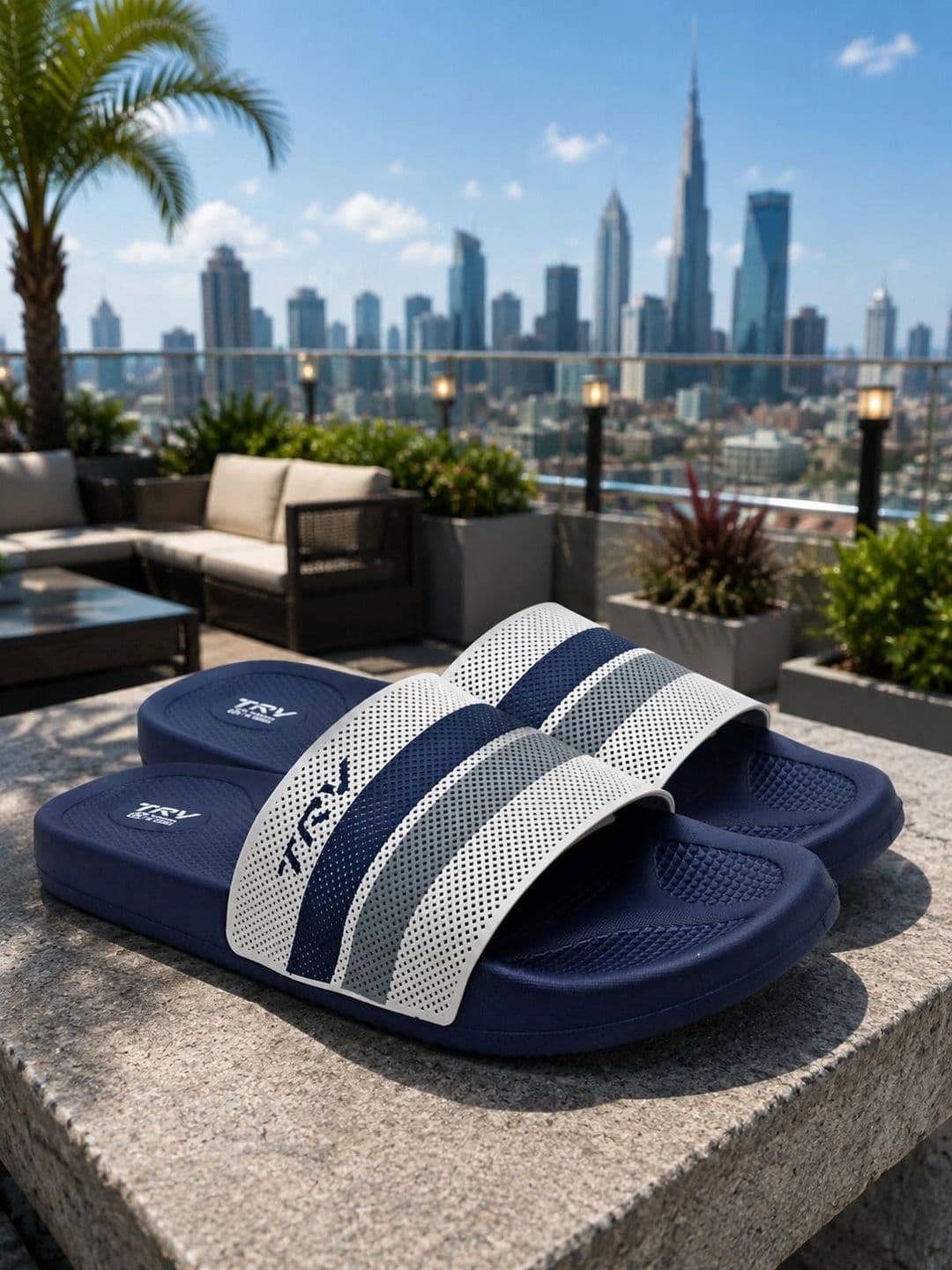 TRV Men Striped Sliders thumbnail 4