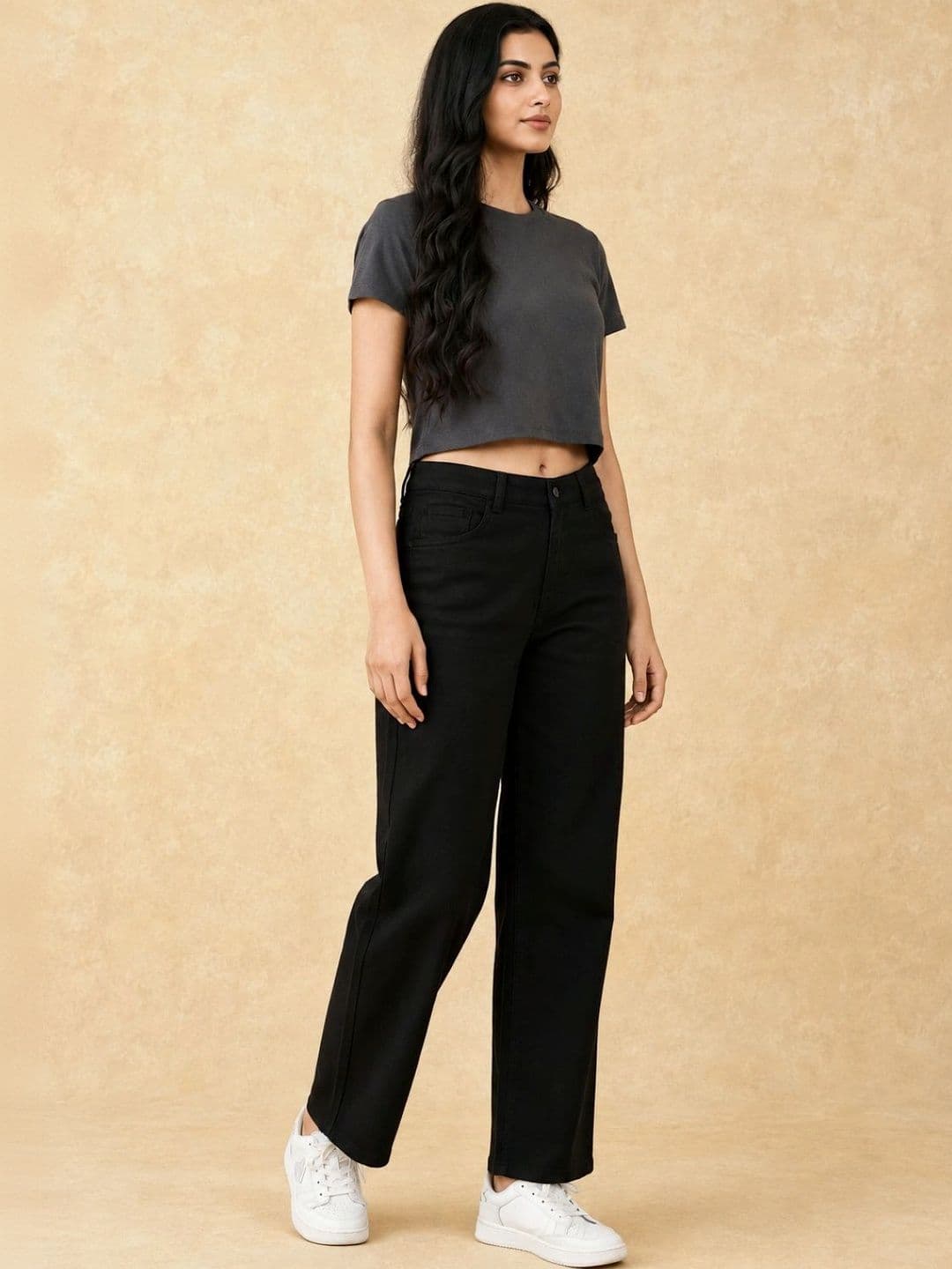 Mast & Harbour Women Classic Relaxed Fit Mid-Rise Stretchable Jeans thumbnail 3