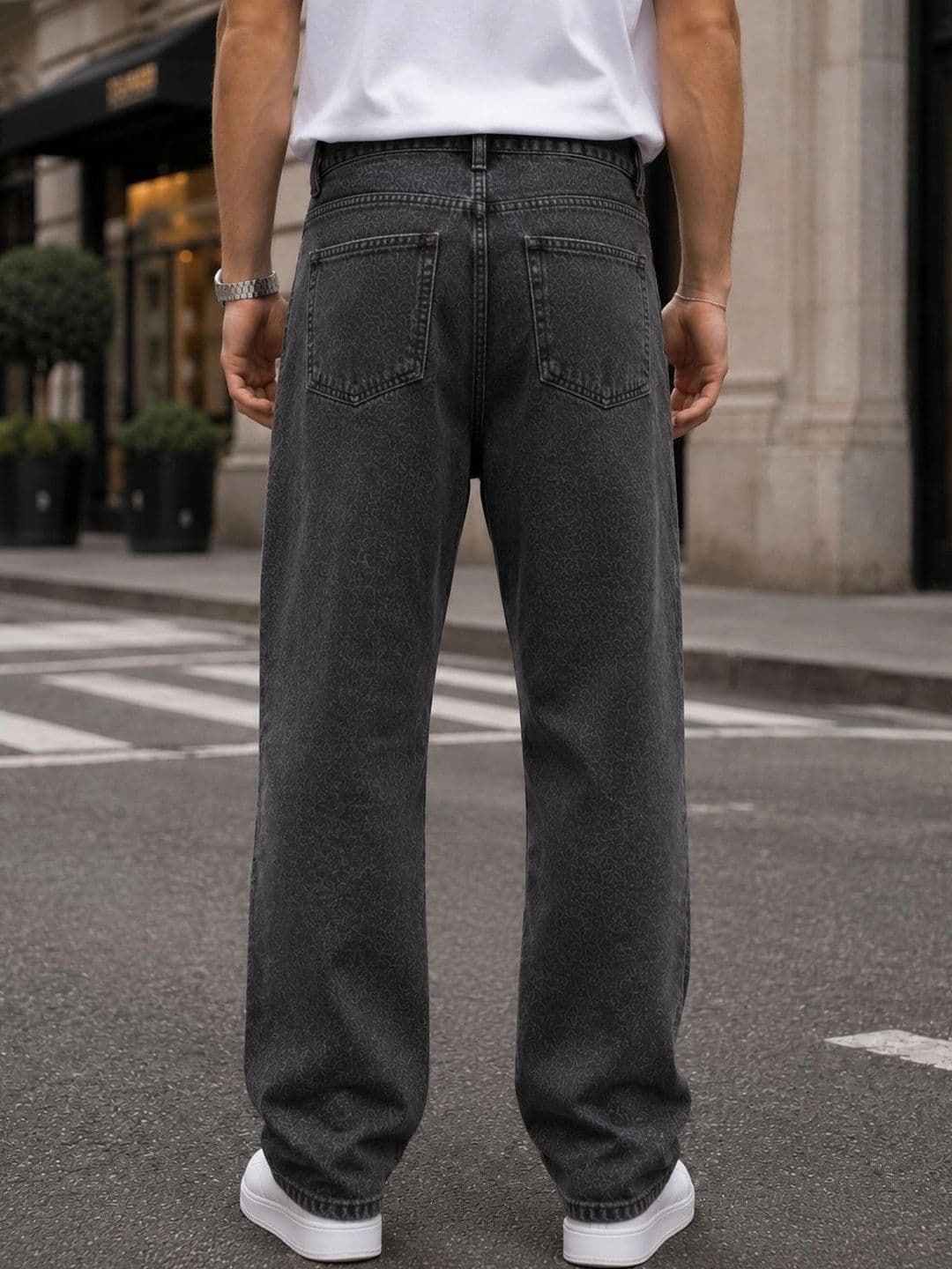 DENIM HAWK Men Classic Straight Fit Mid-Rise Stretchable Jeans thumbnail 3