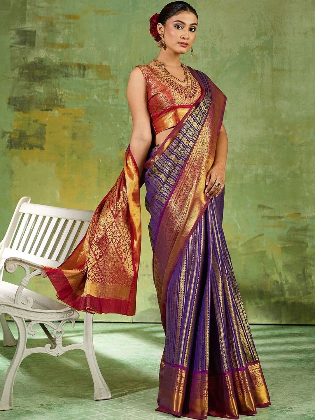 Mitera Woven Design Zari Silk Blend Kanjeevaram Saree thumbnail 4