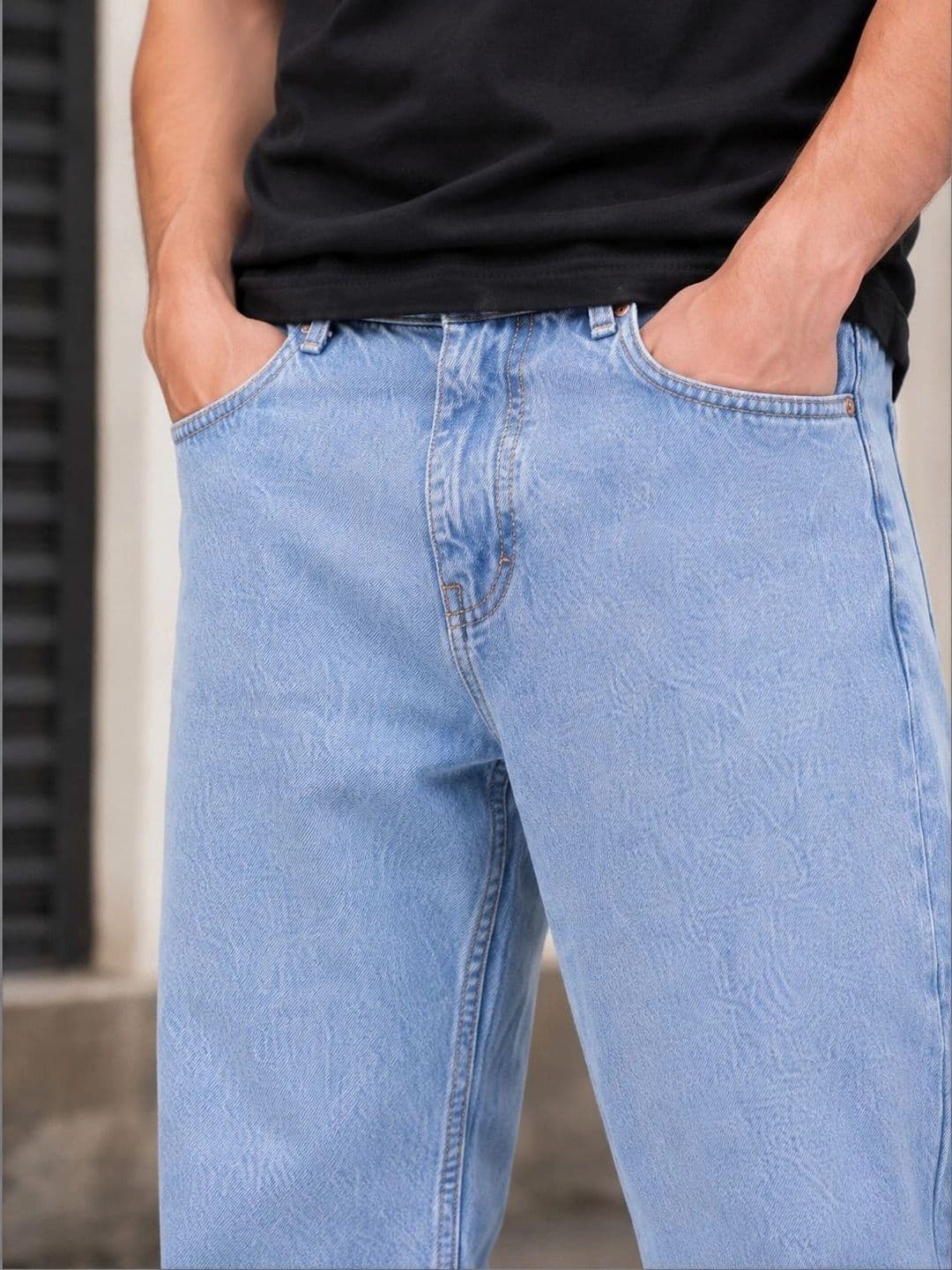 MQ Denim Men Straight Fit Mid-Rise Jeans thumbnail 5