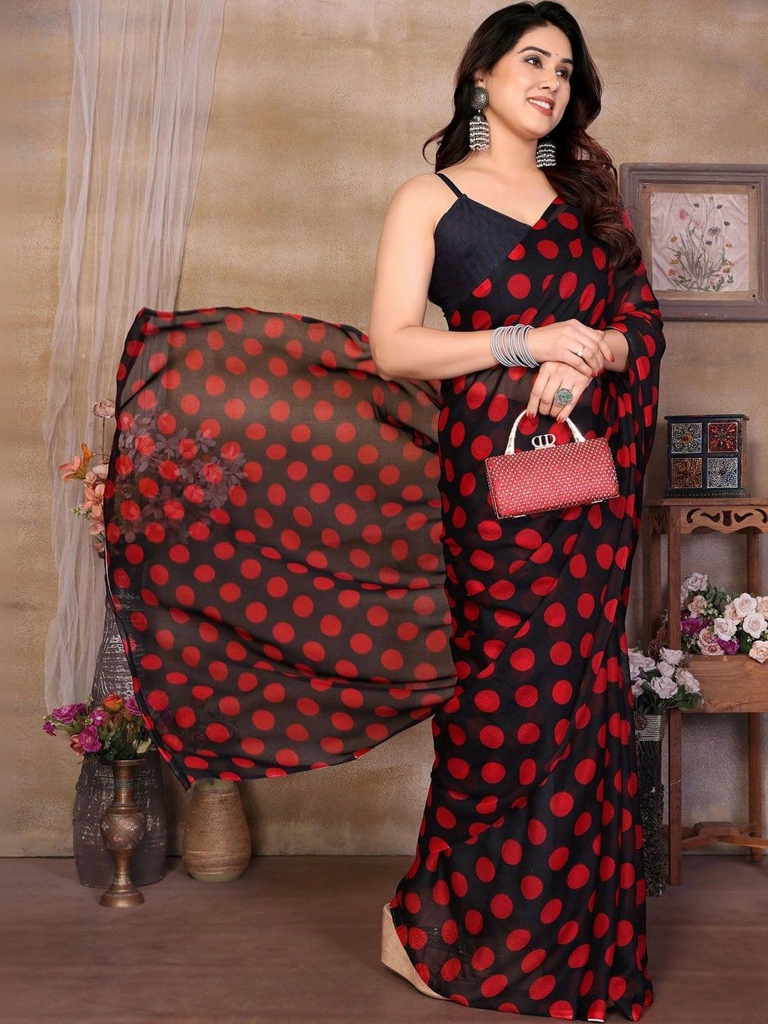 NIRVAAN Polka Dot Pure Georgette Saree thumbnail 5