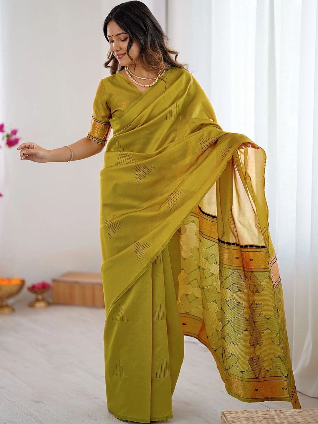 SANISA Silk Blend Saree thumbnail 6