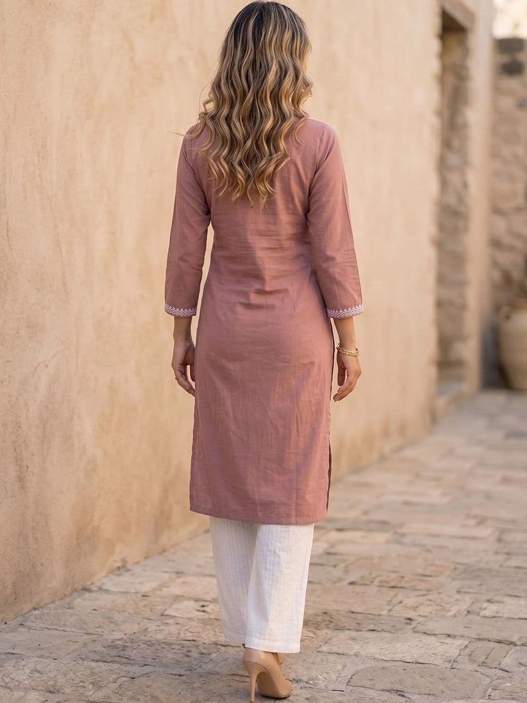 KALAMIR Women Ethnic Motifs Embroidered Chikankari Kurta thumbnail 4