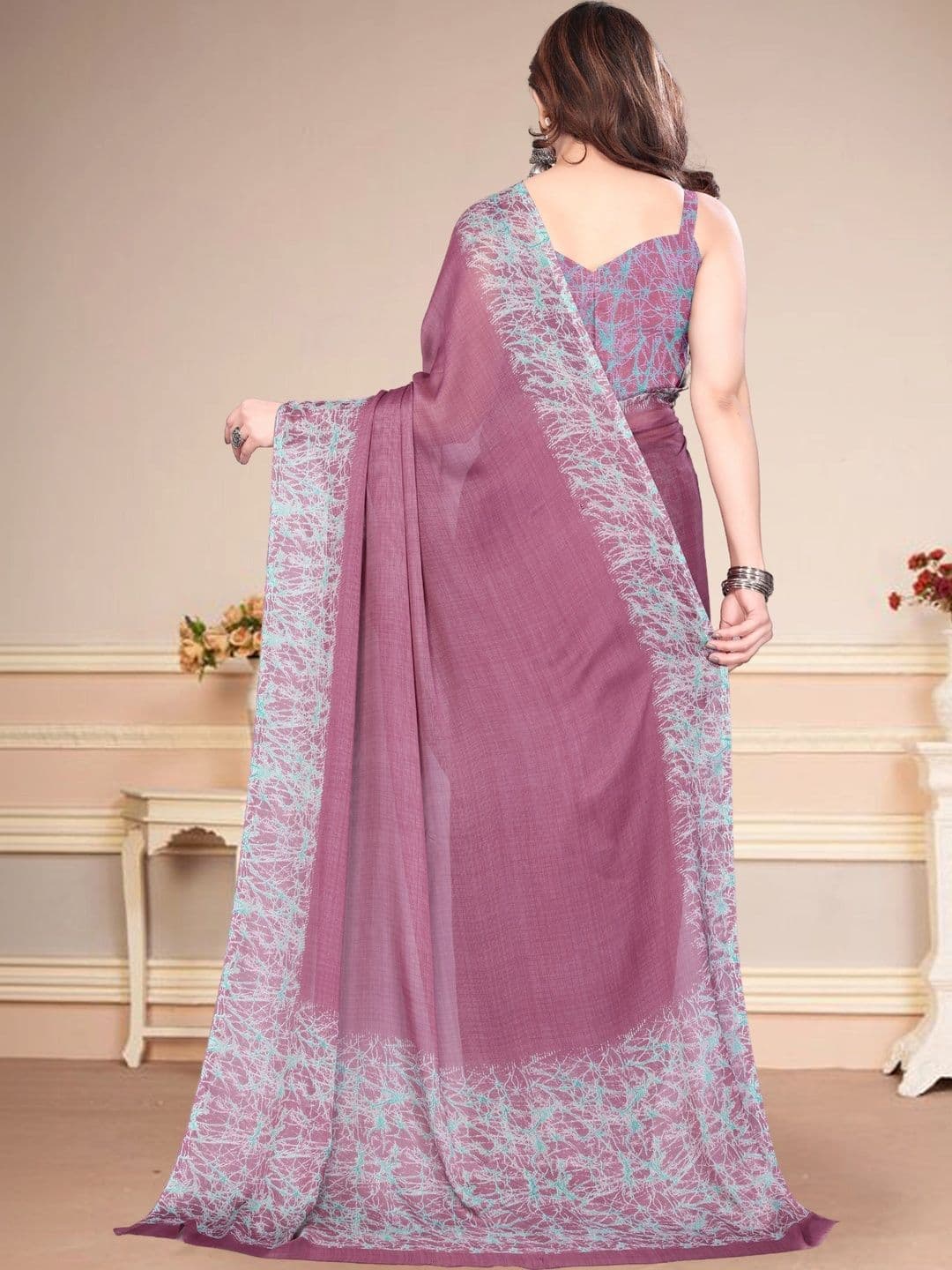 BOLOKA Women Printed Poly Georgette Designer Saree thumbnail 3