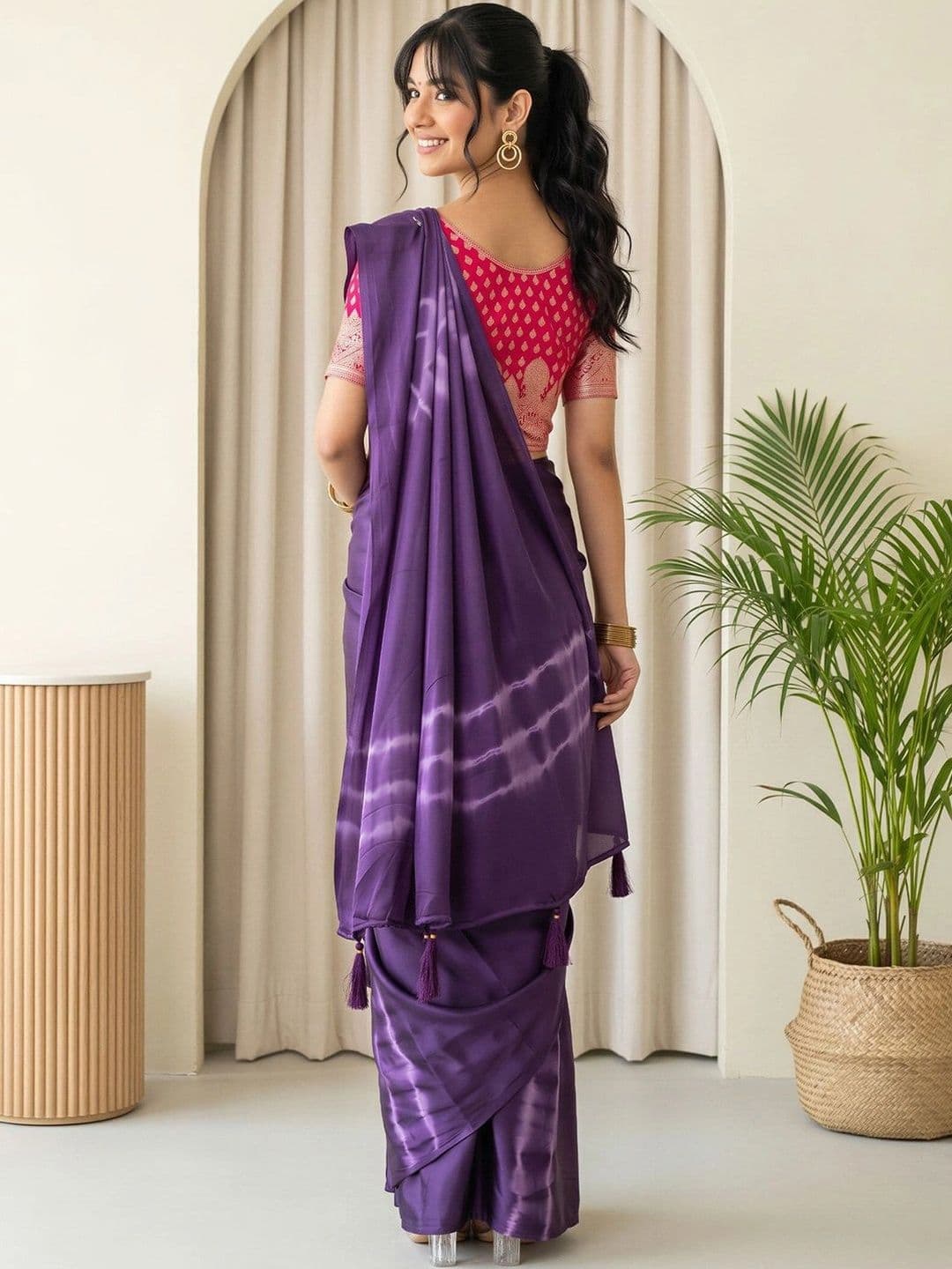 Sangria Tie and Dye Silk Blend Designer Block Print Saree thumbnail 7