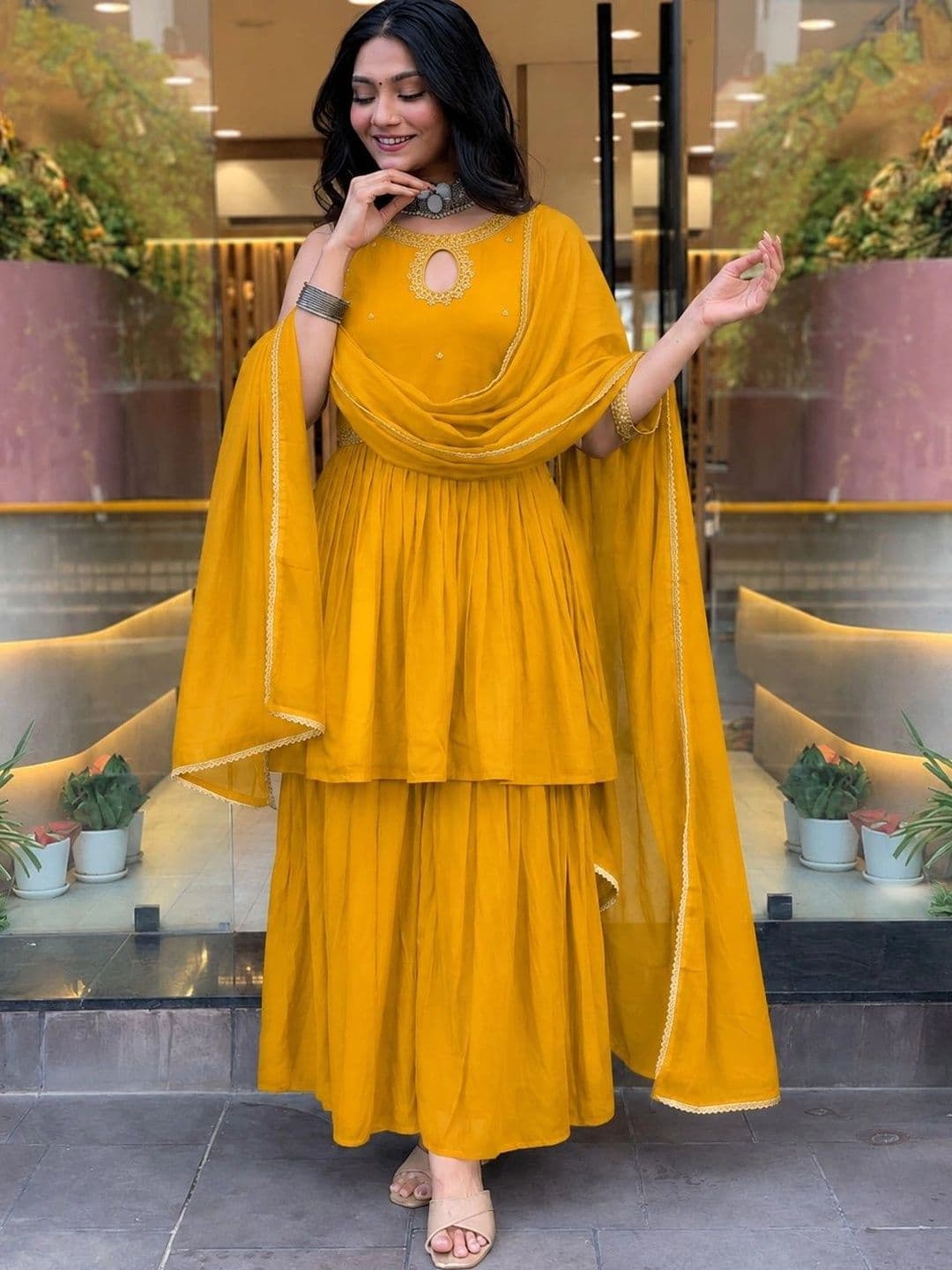 Anouk Women Empire Thread Work Pure Silk Kurta with Sharara & With Dupatta thumbnail 4