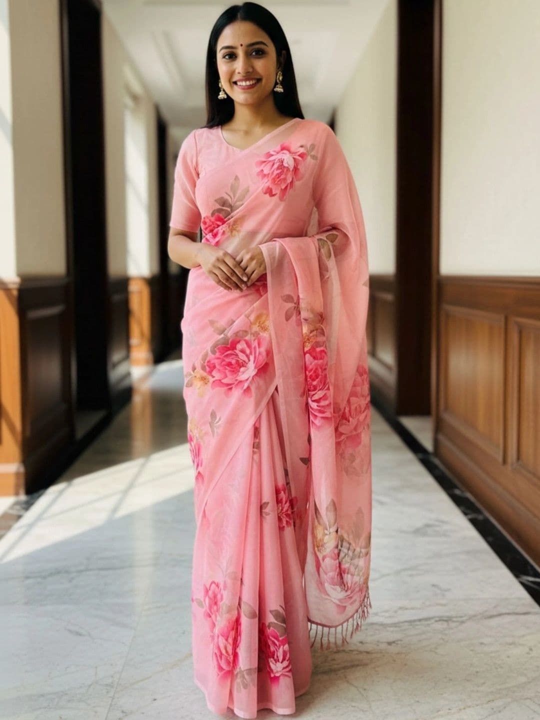Mitera Floral Pure Georgette Designer Saree thumbnail 3