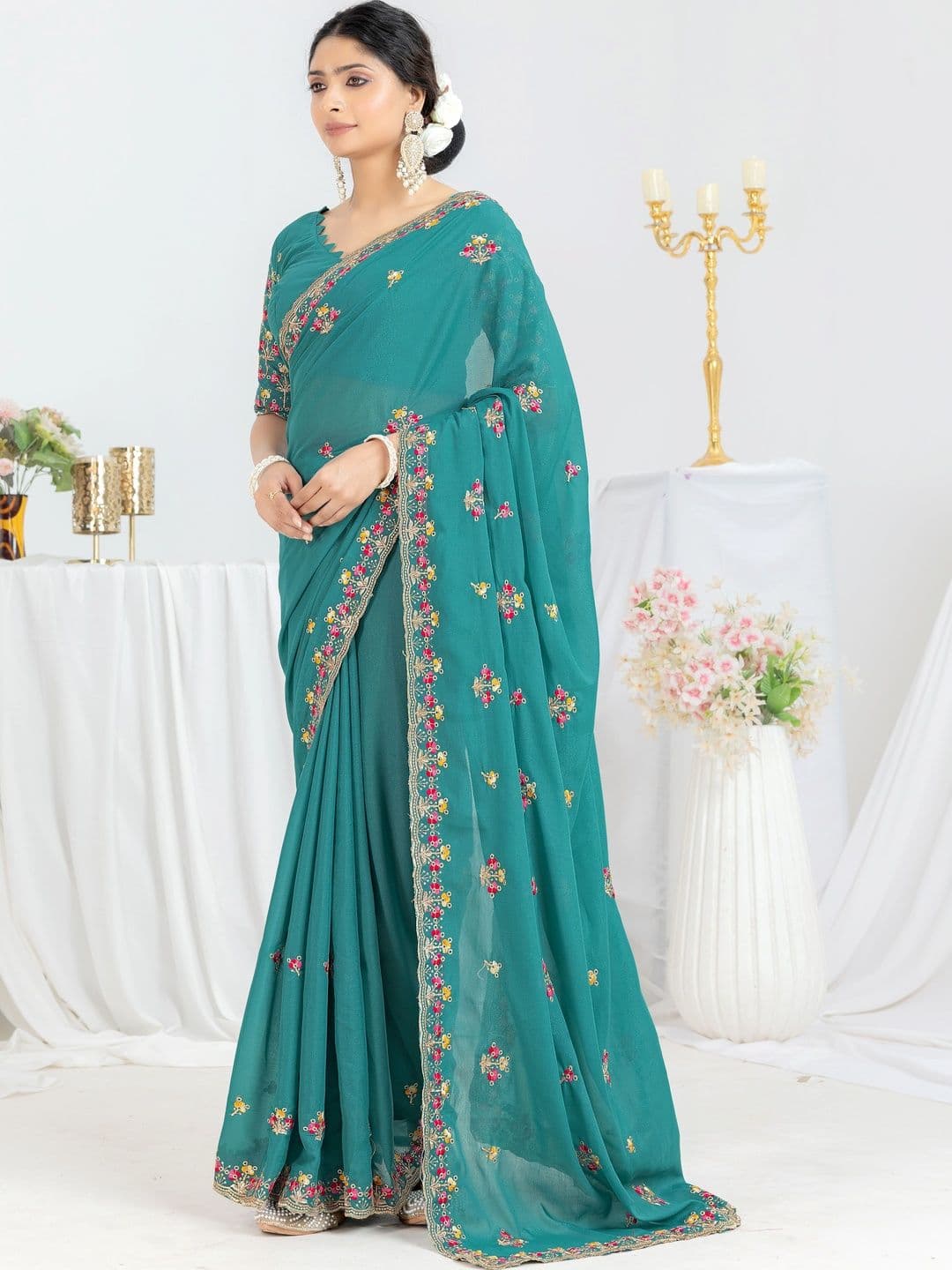 LabelVASTRA Floral Embroidered Poly Georgette Saree thumbnail 3