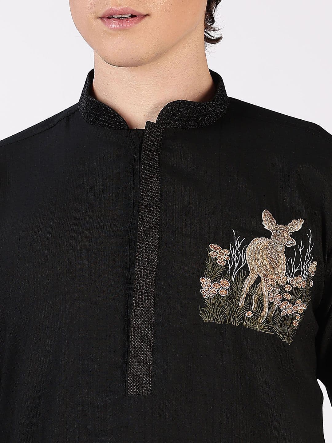 Anouk Men Embroidered Ethnic Kurta thumbnail 4