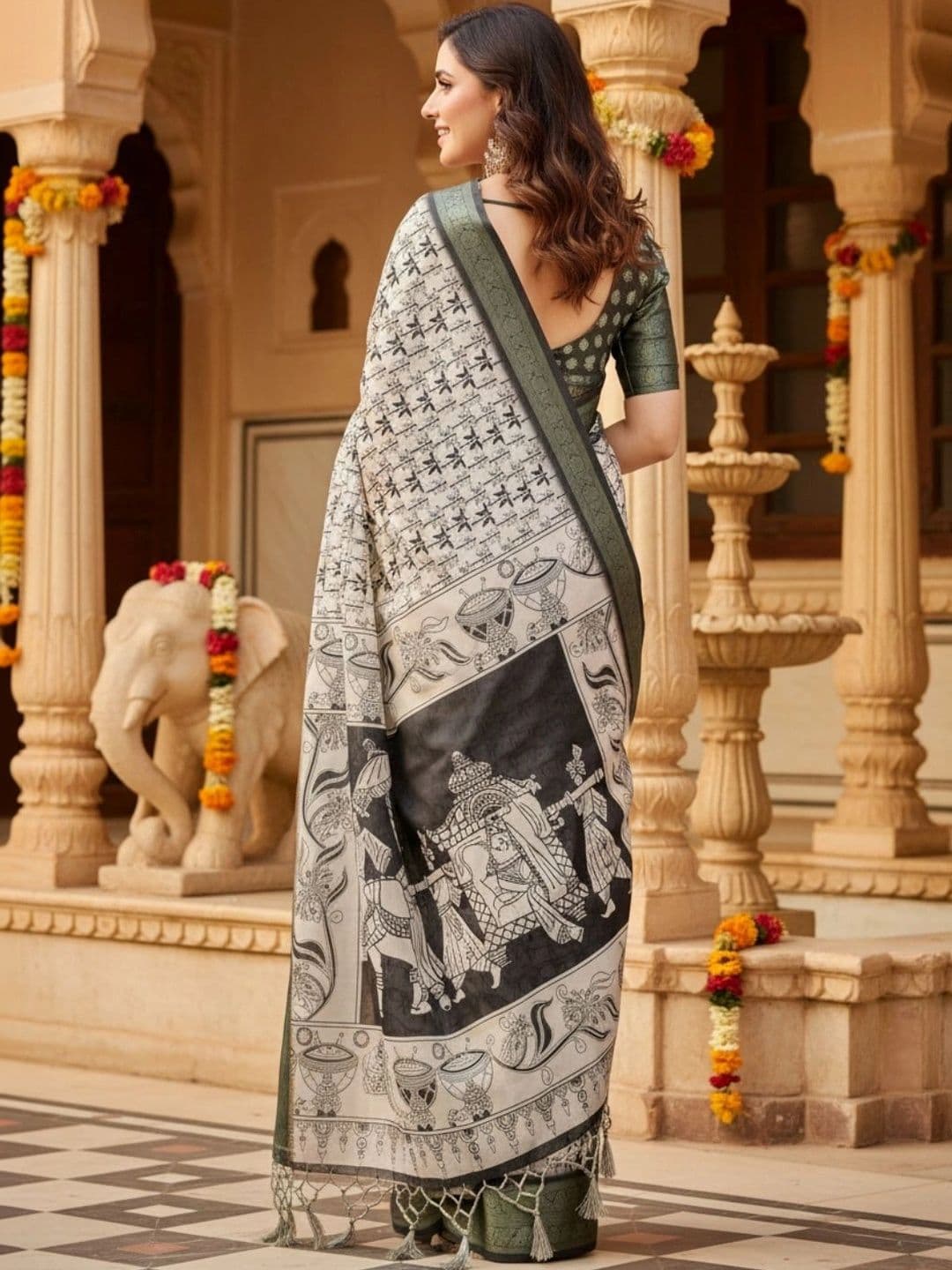 Mitera Floral Silk Blend Designer Saree thumbnail 3