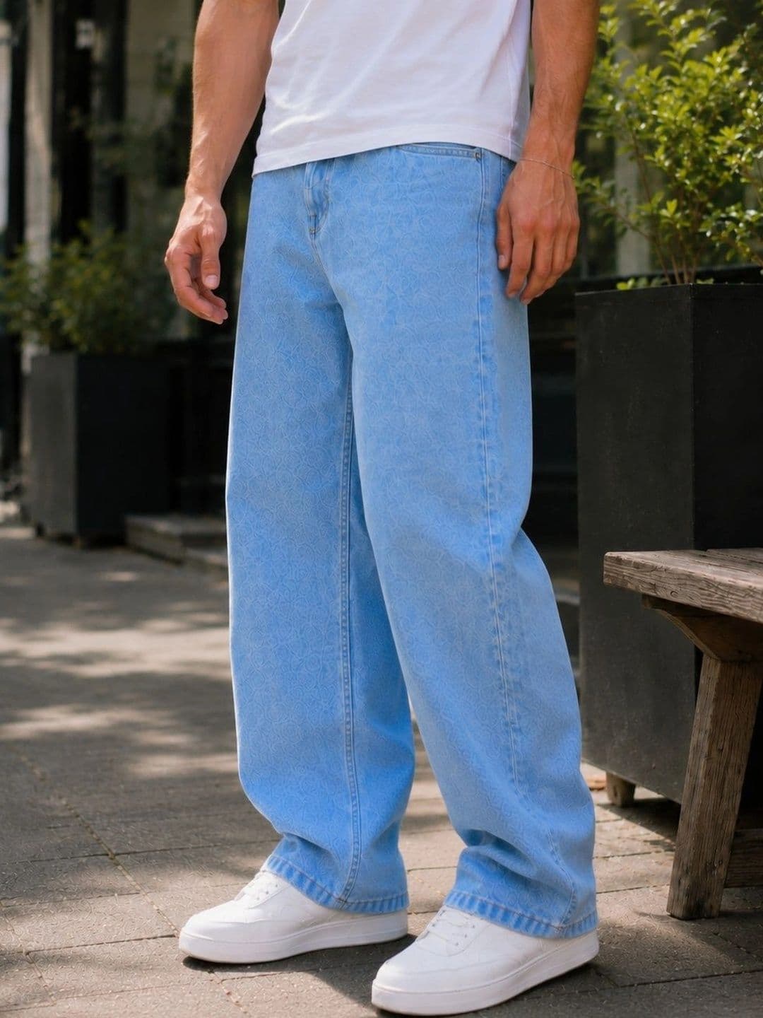 DENIM HAWK Men Classic Straight Fit Mid-Rise Stretchable Jeans thumbnail 3
