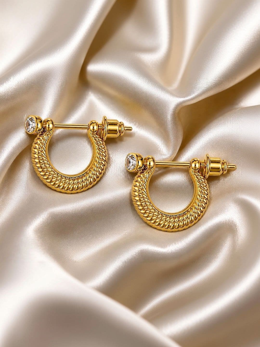 Uniqon Men Circular Half Hoop Earrings thumbnail 3