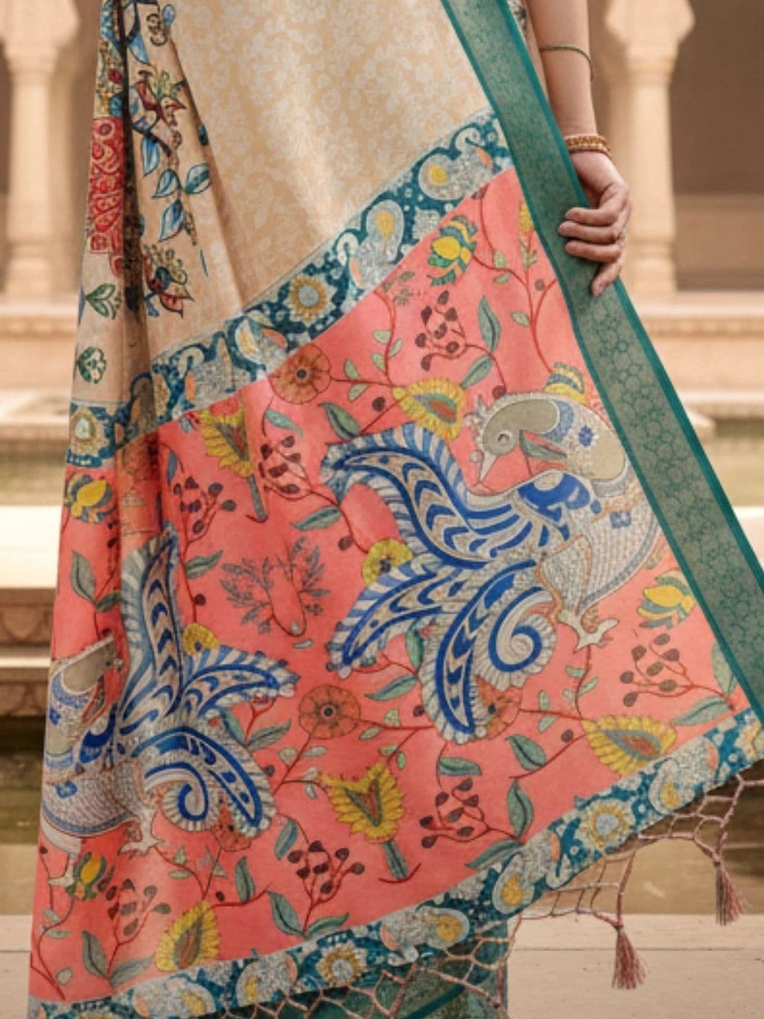 Mitera Floral Silk Blend Fusion Saree thumbnail 2