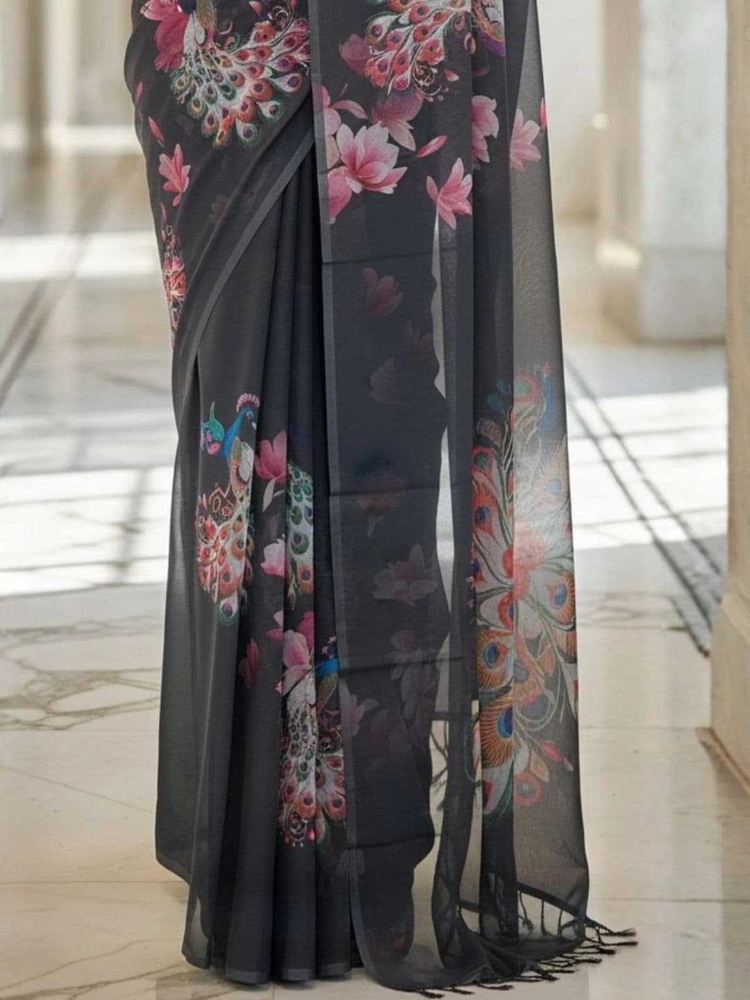 Mitera Floral Pure Georgette Designer Saree thumbnail 2
