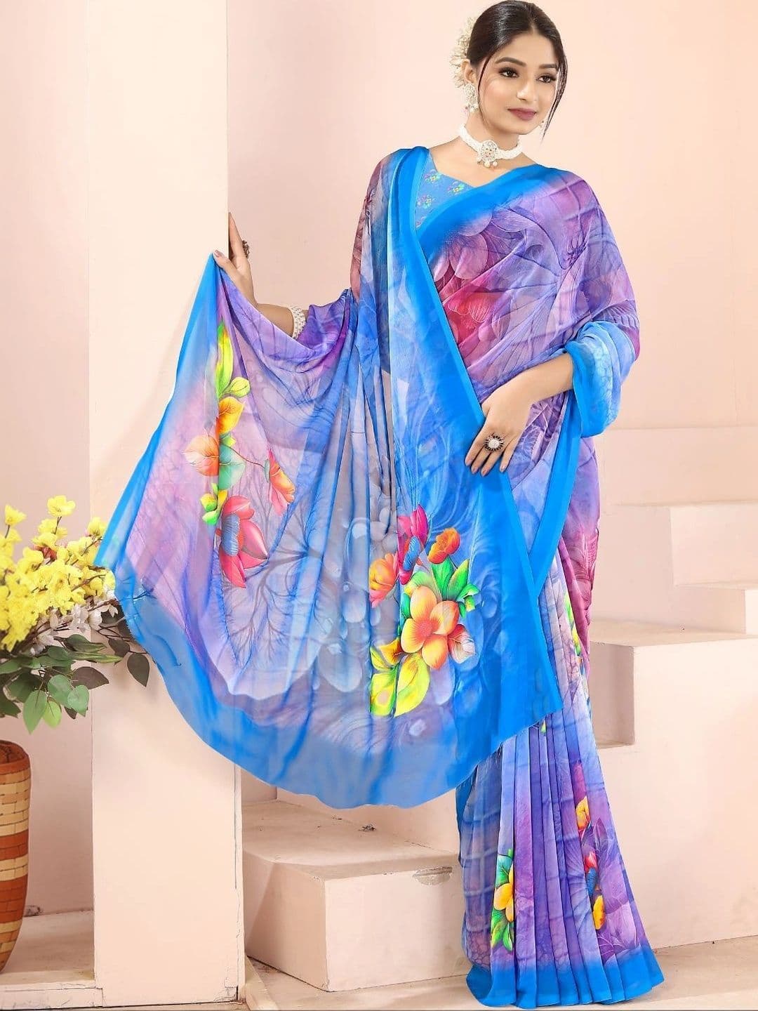 Mitera Floral Pure Georgette Designer Saree thumbnail 3