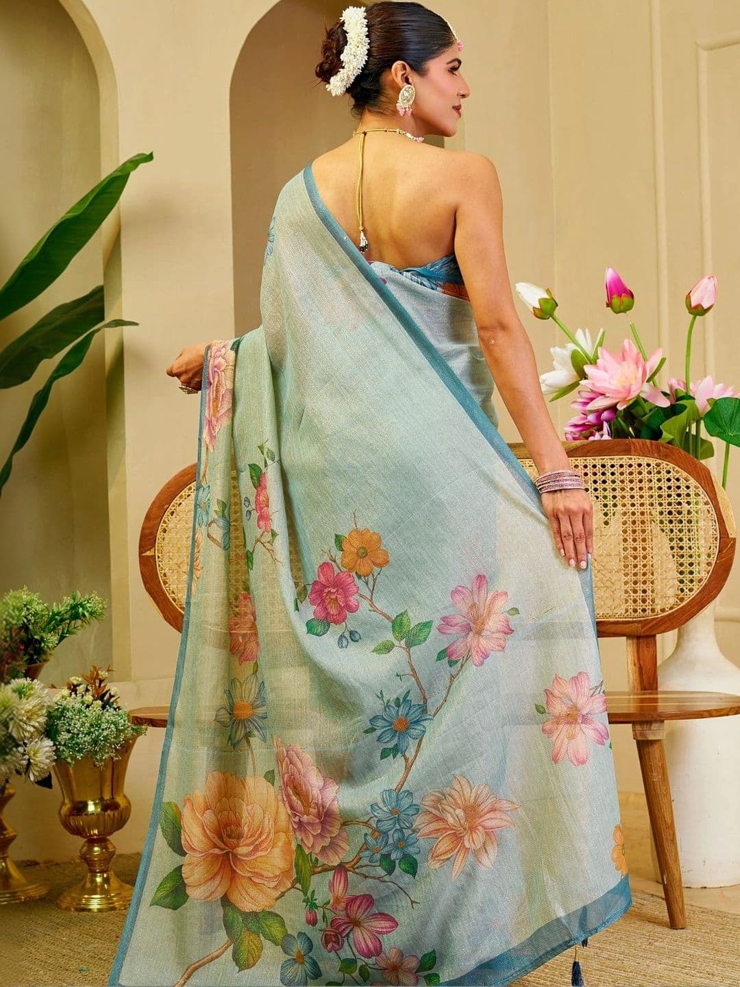 Mitera Floral Tissue Designer Saree thumbnail 4
