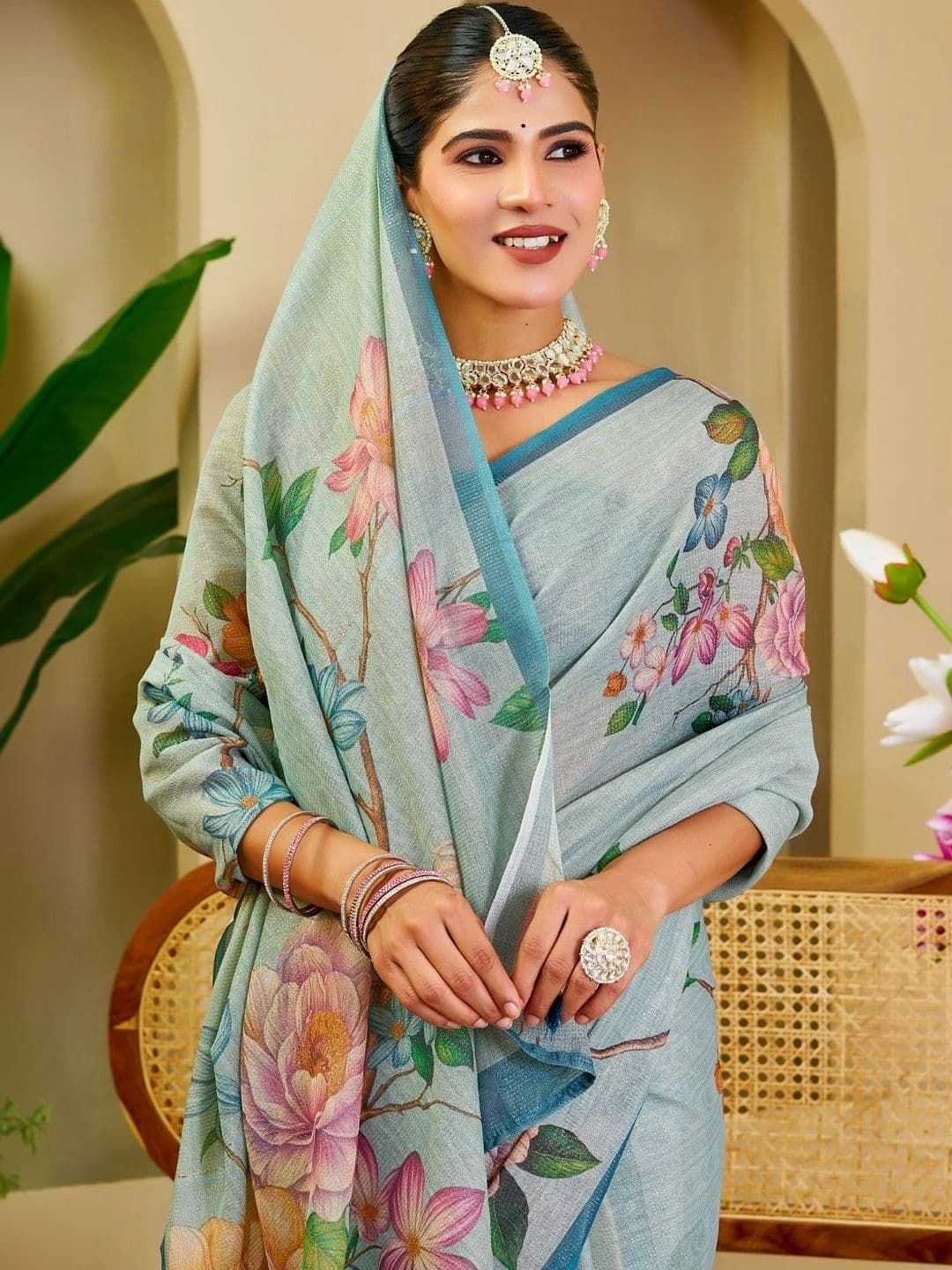 Mitera Floral Tissue Designer Saree thumbnail 6