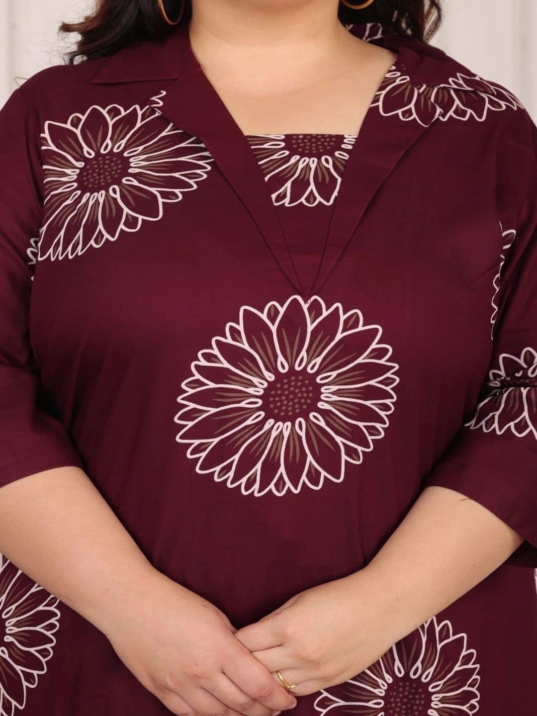 Sandhya's Plus Women Floral Printed Regular Kurti with Harem Pants thumbnail 3