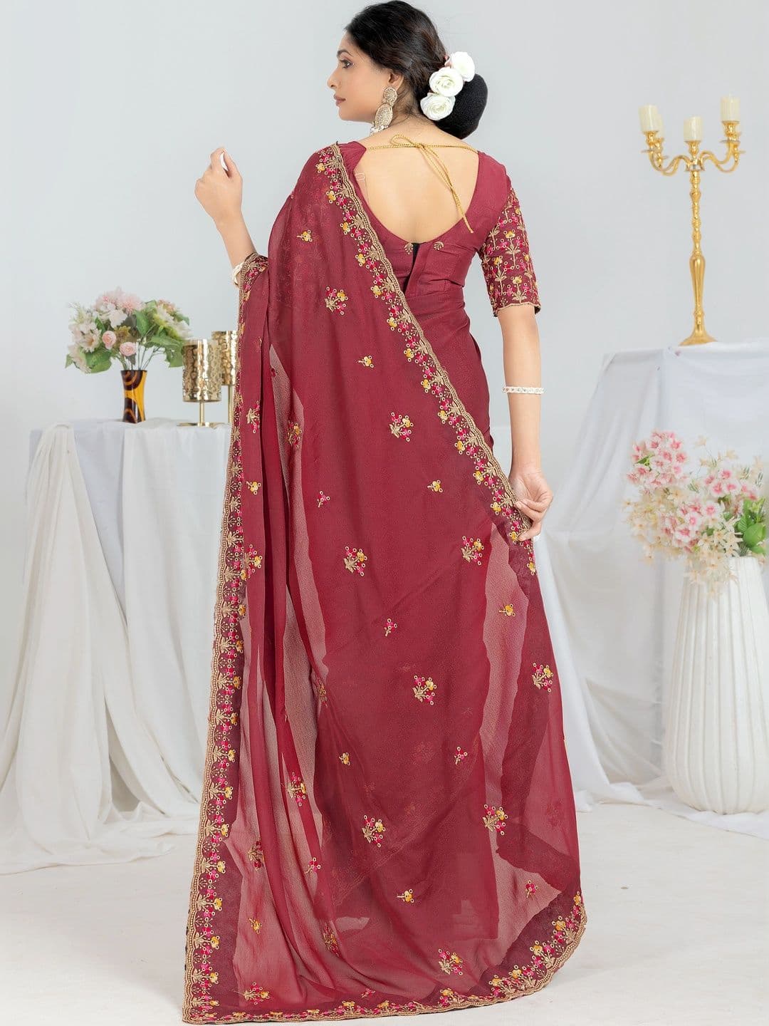 LabelVASTRA Women Floral Embroidered Poly Georgette Saree thumbnail 3