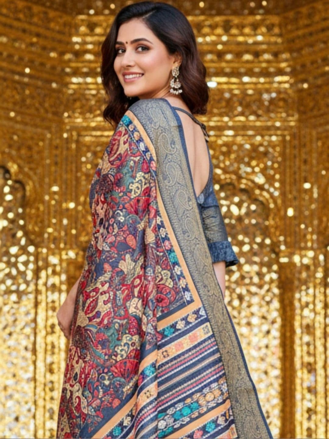 Mitera Floral Silk Blend Designer Saree thumbnail 2